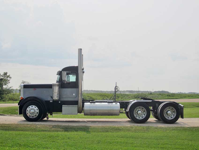 Pre-Emission Used Semi-Truck